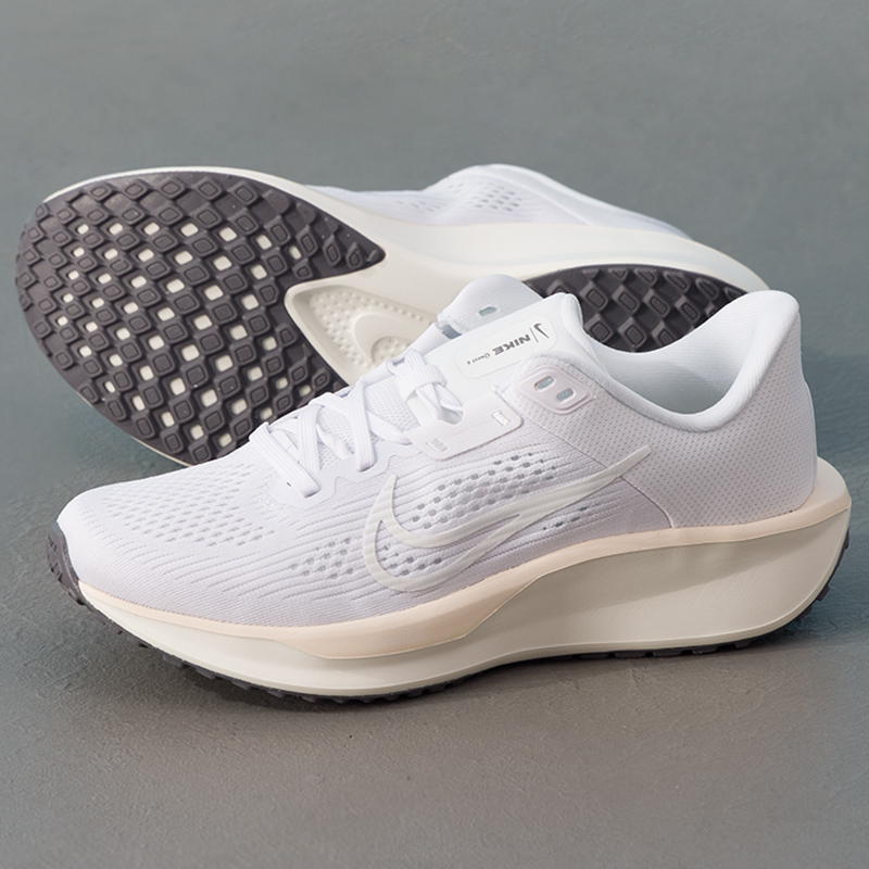 Nike Limited Edition White Run - đánh giá và giá Men'S Shoes Limited Edition